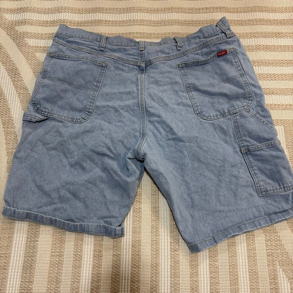 Wrangler Men's Light Wash Denim Carpenter Jean Shorts Size 42